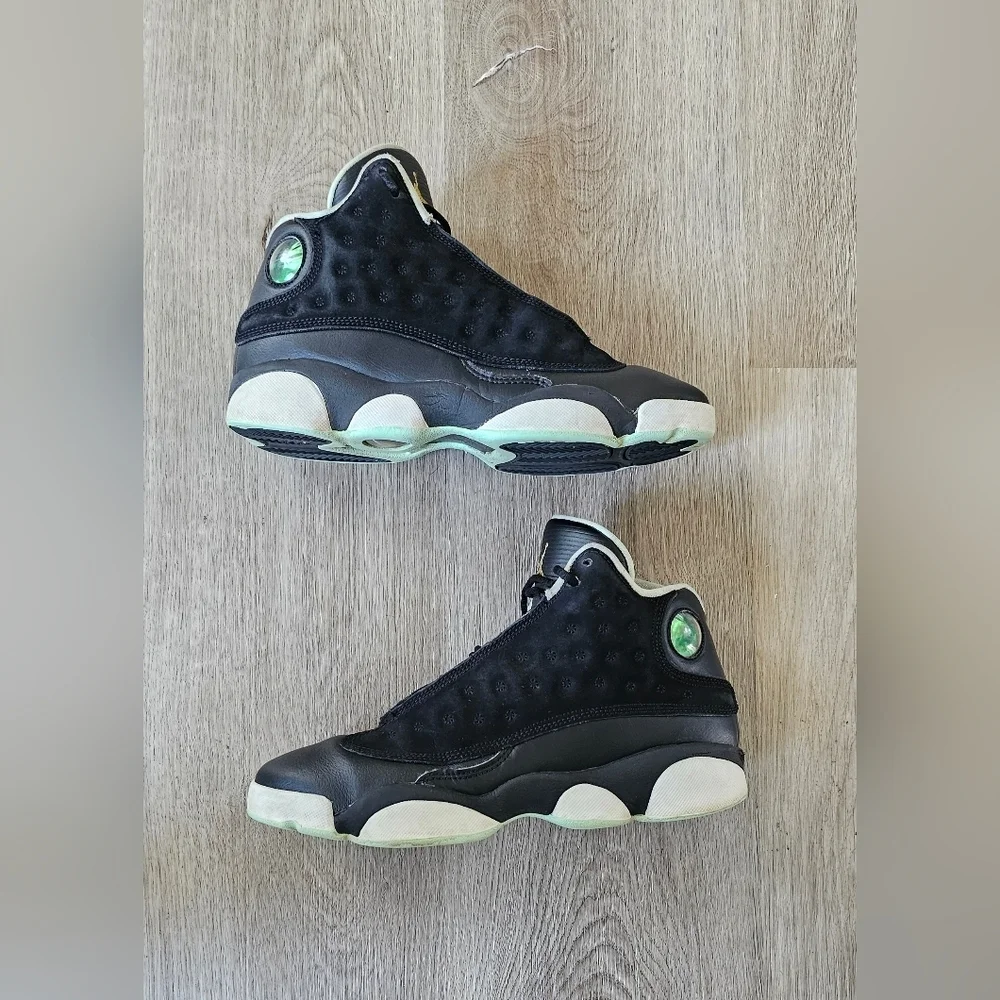 Size 6.5Y Air Jordan 13 Retro GS Black White Mint Foam - Picture 5 of 8